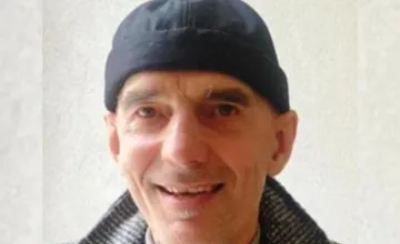 Polícia hľadá Jána z Popradu. Je štíhly a má vyholenú hlavu so šedivými vlasmi 