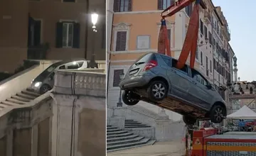 VIDEO: Senior zišiel autom po ikonických Španielskych schodoch v Ríme. Zasekol sa a šokoval turistov aj políciu