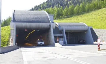 D1 čaká ďalšia uzávera, tunel Branisko sa zavrie kvôli údržbe. Vodičov čakajú dlhé obchádzky