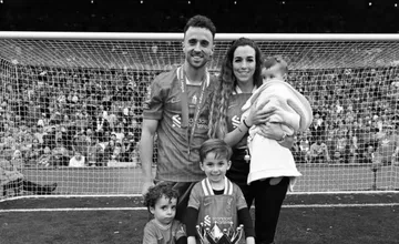 Hviezdny futbalista Diogo Jota z Liverpoolu a portugalský útočník zomrel pri tragickej nehode len pár dní po svadbe
