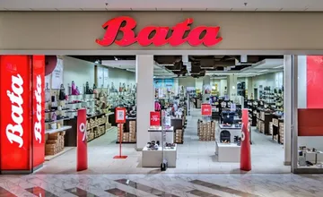 Baťa zatvára predajne, prerába milióny. Konkurencia z Poľska bleskovo rastie, čaká legendárnu značku jej zánik?
