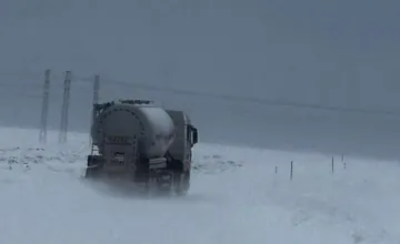 Cesta medzi Kežmarkom a Stráňami pod Tatrami je pre nepriaznivé počasie neprejazdná