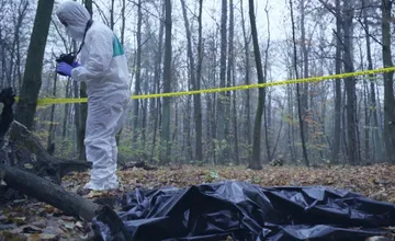 Polícia našla v lese neďaleko Prešova ľudské kosti. Začali trestné stíhanie vo veci usmrtenia