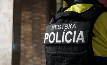 Trafiku v Stropkove vykradli, jeden z páchateľov skončil v rukách polície, vlámanie po Vianociach veľmi nevyšlo