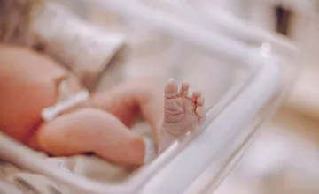 FOTO: Prvé novoročné bábätká vítajú aj V Prešovskom kraji, pod Tatrami pobavil vtipný príbeh od otecka, o čo išlo?