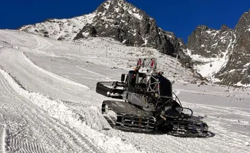Dobrá správa pre lyžiarov! Po takmer dvoch rokoch bude do prevádzky spustená najvyššie položená zjazdovka na Slovensku