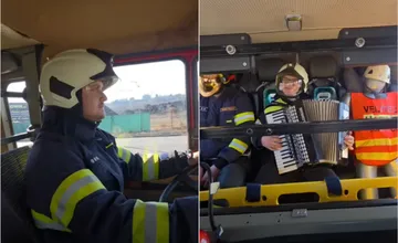 VIDEO: Keď sa cestou na výjazd pokazia sirény?! Hasiči z Ľubotíc našli riešenie a internet sa nedokáže prestať smiať