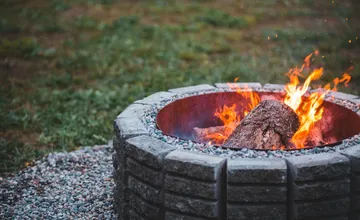 Nádherné počasie láka Prešovčanov do prírody a obyvatelia vo veľkom riešia, kam na opekačku v okolí mesta