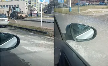 FOTO: Vyťaženú križovatku na Sekčove zaplavili hektolitre vody. Situáciu malo spôsobiť poškodené potrubie