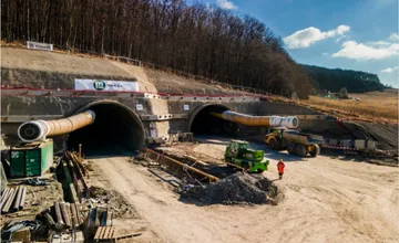 FOTO: Stavba obchvatu Prešova naberá tempo. NDS plánuje postaviť 12 mostov, tunel Okruhliak sa blíži k prerazeniu