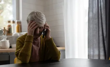 Sninčanke zistila PIN na krte 70-ročnej starenky a peniaze brala hlava nehlava, hrozia jej až 3 roky v base