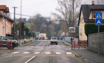 Na križovatke v Bardejove zrazilo neznáme auto chodkyňu. Polícia hľadá vodiča a svedkov, pomôcť môže každá informácia