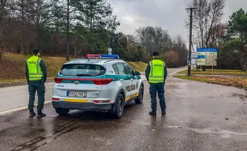 Ukrajinská polícia zadržala na hraniciach 56-ročnú Slovenku, podozrivá je zo sexuálneho vykorisťovania