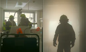 FOTO: Veľká explózia v popradskej nemocnici. Lôžkové oddelenie zahalil hustý dym, všetko však bolo inak...