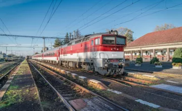 Východniari, pripravte si pevné nervy pri cestovaní vlakom, na viacerých miestach na vás čakajú obmedzenia 