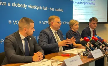 Ombudsman žiada poslancov, aby riešili situáciu v ambulanciách. Pacienti na Slovensku často netušia, za čo platia