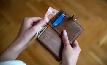 Osobné bankroty rastú, ekonomicky padajú tridsiatnici. Najviac prípadov evidujú na východe Slovenska