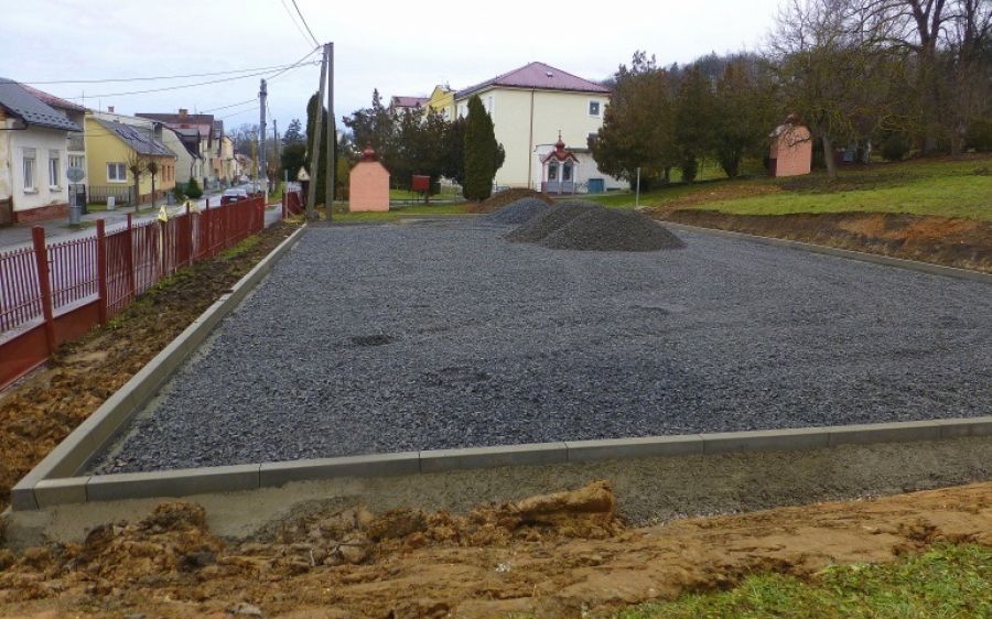 Odstavná plocha medzi ulicami Lesná a Lipová v Humennom, foto 7