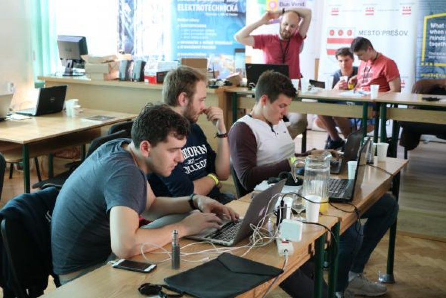 FOTOGALÉRIA: 1. Šarišský hackathon v Prešove, foto 7