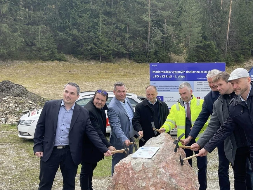 FOTO: Rekonštrukcia cesty prvej triedy I/66 Popová - Hranovnica v obci Vernár , foto 1