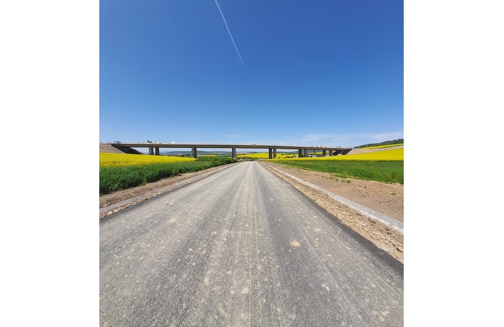 FOTO: Takto pokračuje prvá etapa R4 Severného obchvatu Prešova - Máj 2023, foto 1