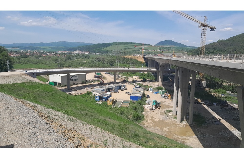 FOTO: Takto pokračuje prvá etapa R4 Severného obchvatu Prešova - Máj 2023, foto 3