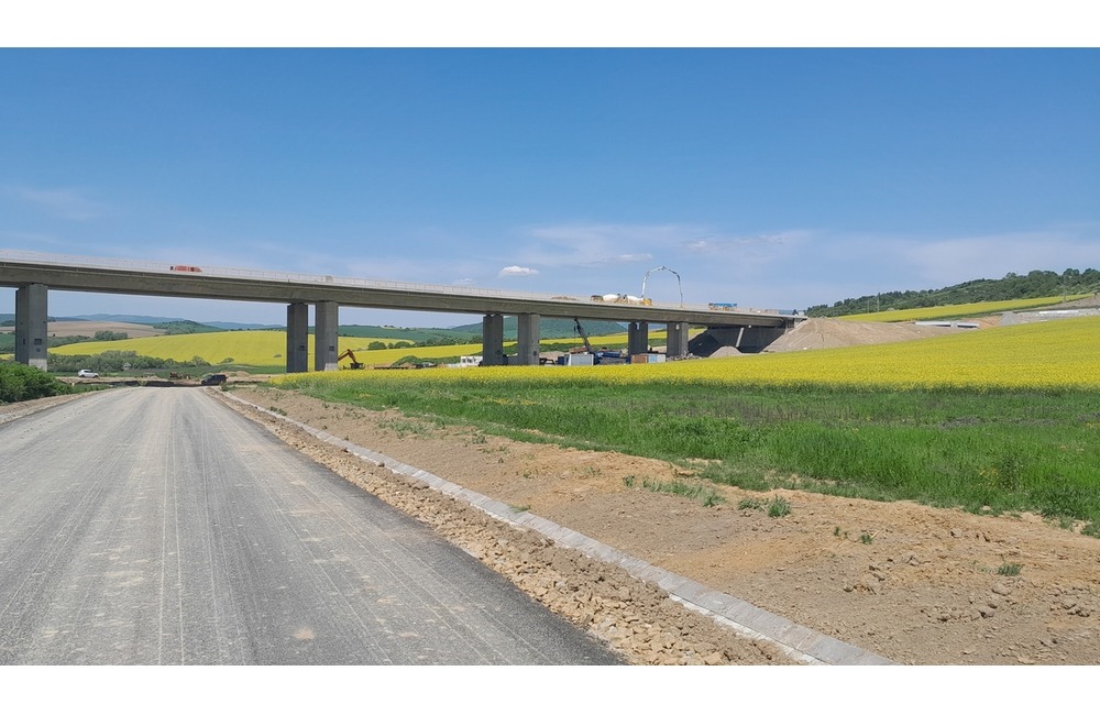 FOTO: Takto pokračuje prvá etapa R4 Severného obchvatu Prešova - Máj 2023, foto 4