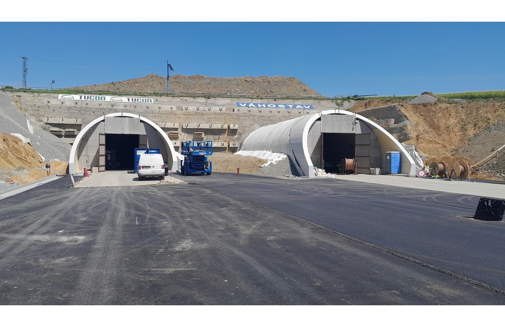 FOTO: Takto pokračuje prvá etapa R4 Severného obchvatu Prešova - Máj 2023, foto 13