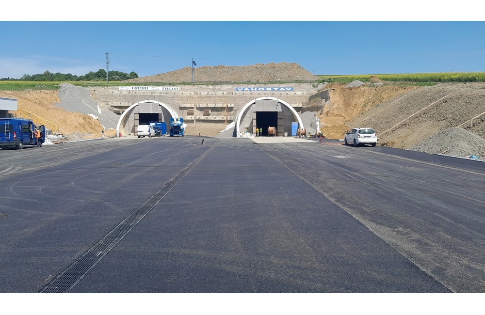 FOTO: Takto pokračuje prvá etapa R4 Severného obchvatu Prešova - Máj 2023, foto 15