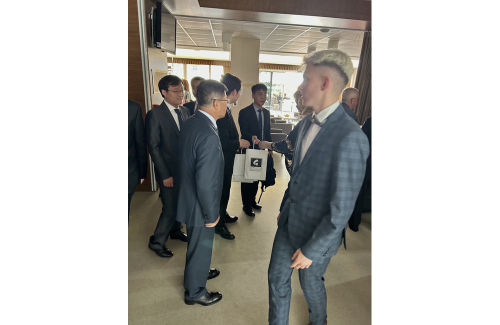 FOTO: Rodenému Prešovčanovi udelila čínska vláda štipendium: Čaká ho šesťročné štúdium v Číne, foto 4