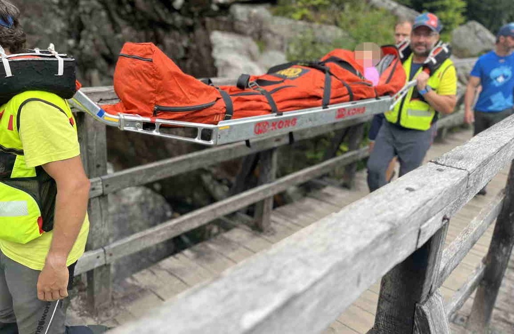 FOTO: Nemecká turistka si zranila členok , foto 3