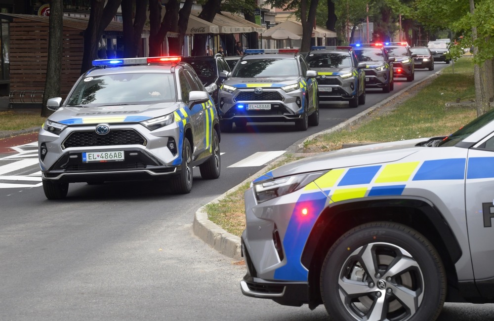 FOTO: Veľká modernizácia vozového parku Policajného zboru pokračuje, foto 7