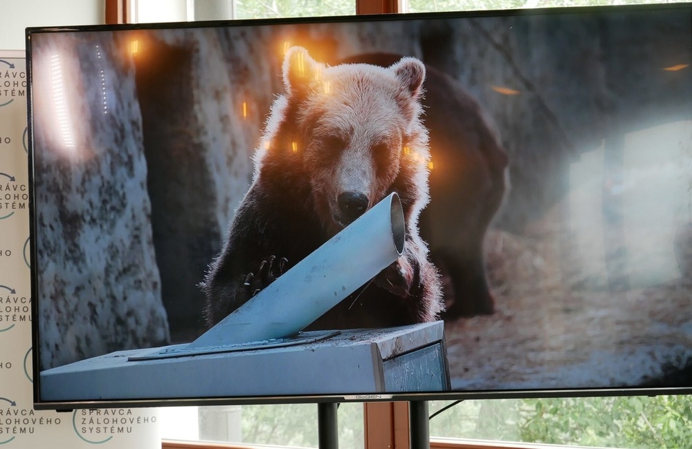 FOTO: Tatranský národný park má nádobu na zálohované obaly, foto 2
