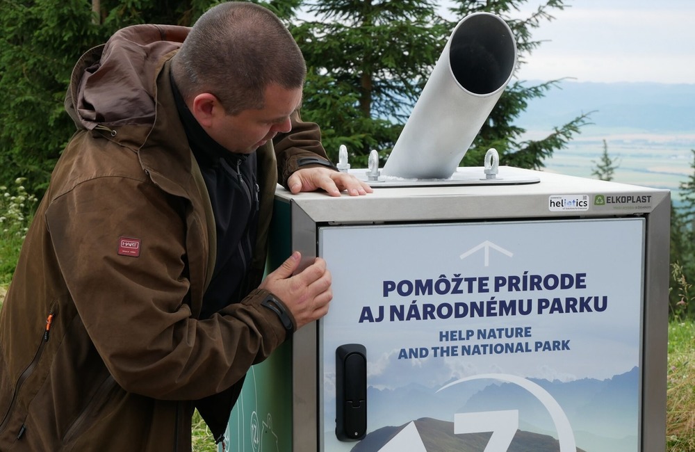 FOTO: Tatranský národný park má nádobu na zálohované obaly, foto 1