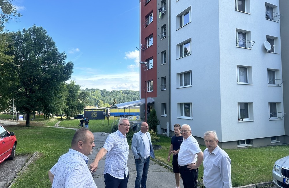 FOTO: Stavenisko revitalizácie sídliska Družba v Bardejove bolo prevzané, foto 6