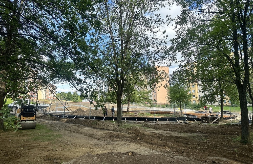 FOTO: Stavenisko revitalizácie sídliska Družba v Bardejove bolo prevzané, foto 9