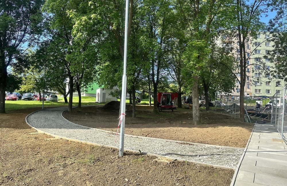 FOTO: Stavenisko revitalizácie sídliska Družba v Bardejove bolo prevzané, foto 13