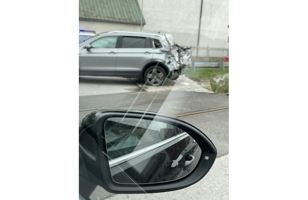 FOTO: Vo Veľkej Lomnici došlo k dopravnej nehode. V úseku sa tvorili kolóny, foto 5