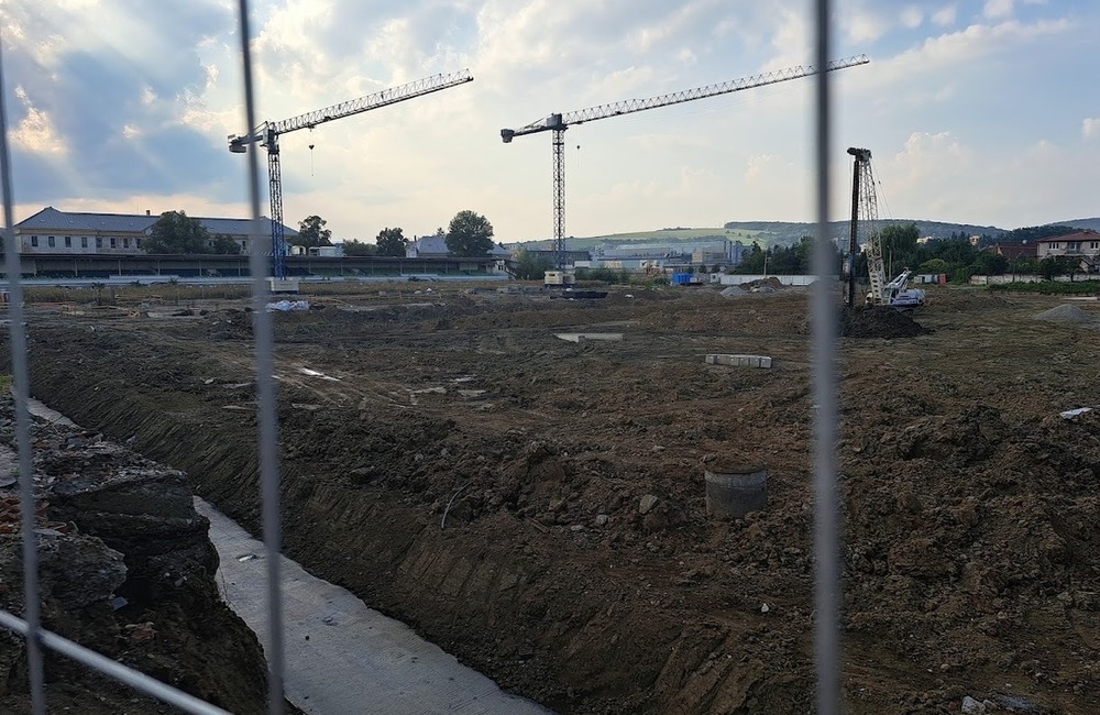 FOTO: Augustový pokrok vo výstavbe Futbal Tatran Arény, foto 10