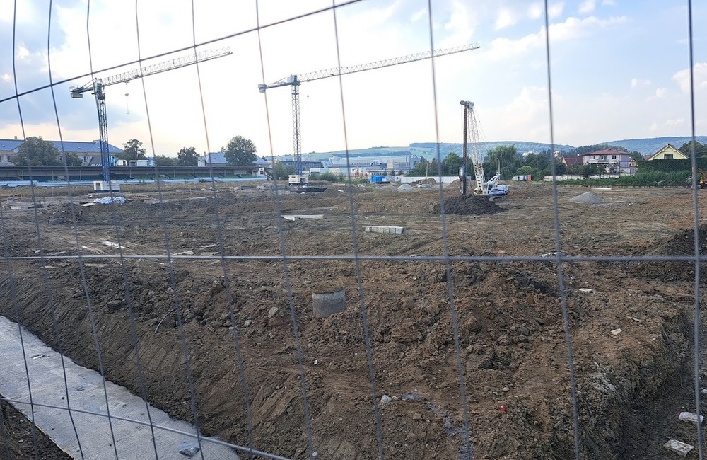 FOTO: Augustový pokrok vo výstavbe Futbal Tatran Arény, foto 14