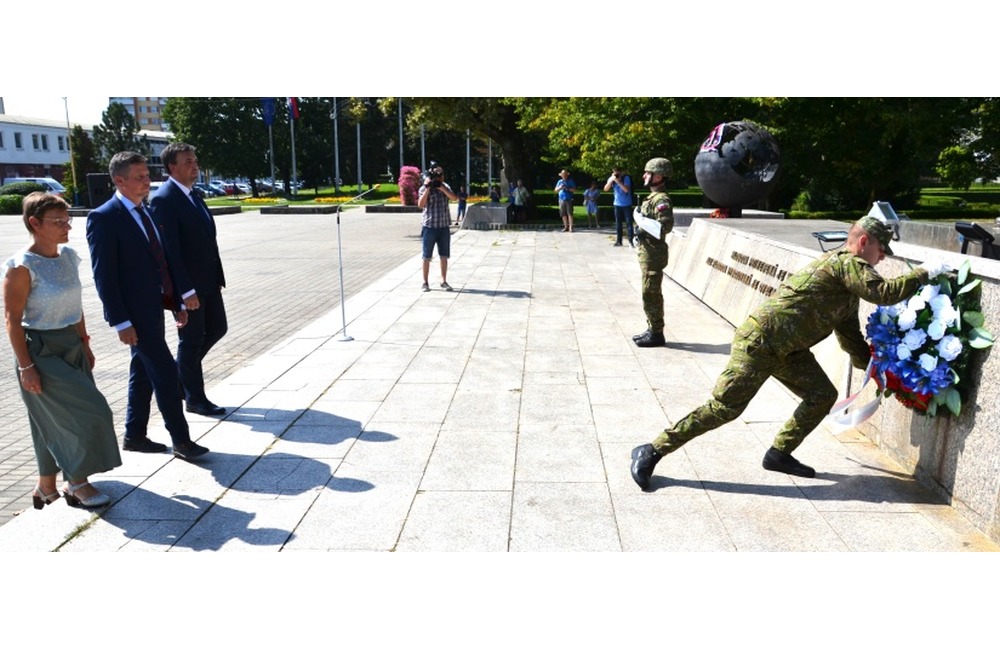 FOTO: 79. výročie Slovenského národného povstania. Takto si v Prešovskom kraji uctili túto historickú udalosť, foto 10
