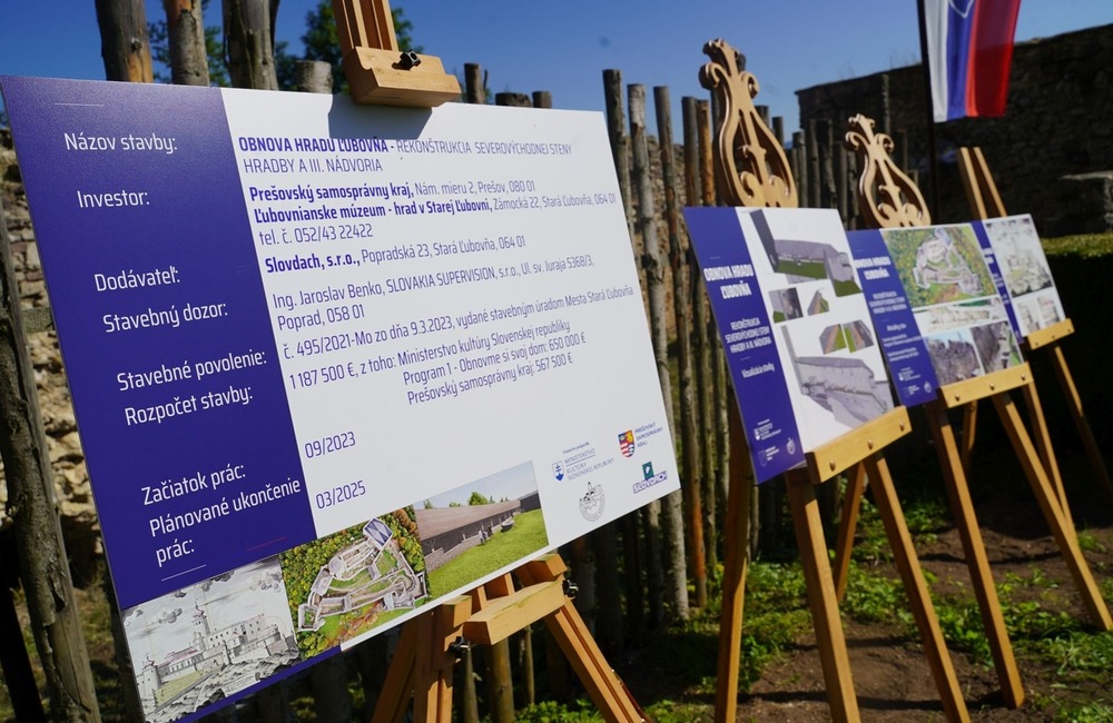 FOTO: Na hrade Stará Ľubovňa sa začala rekonštrukcia severovýchodnej hradby na treťom nádvorí, foto 1