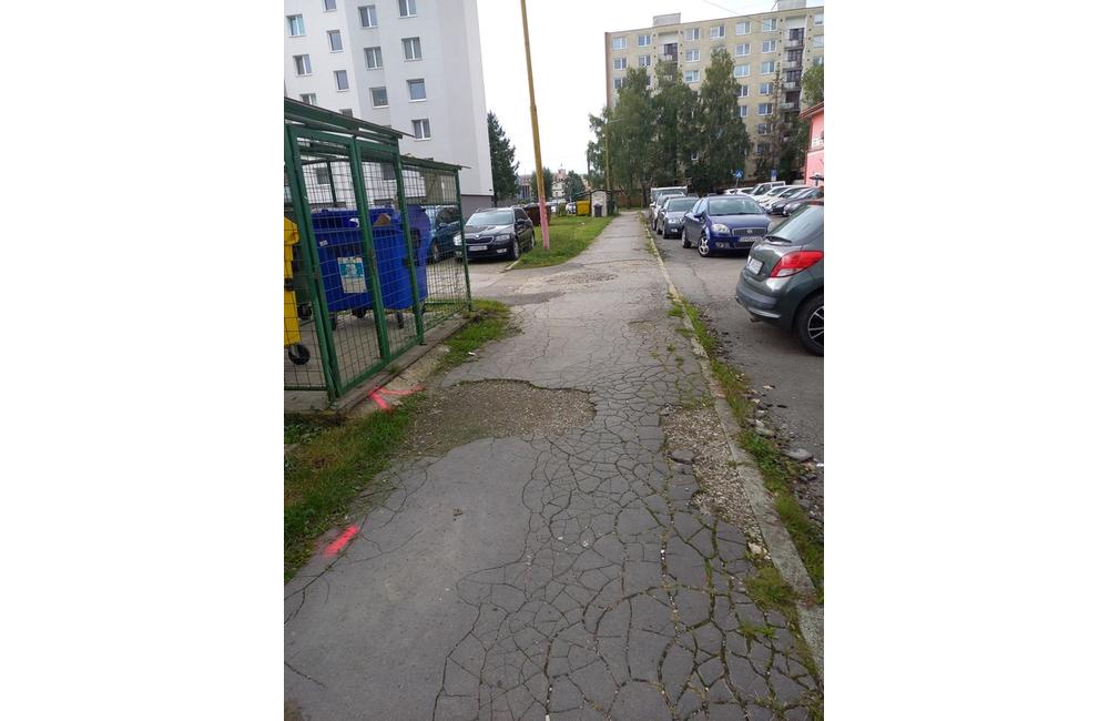 FOTO: V Snine čiastočne uzatvoria Partizánsku a Palárikovu ulicu pre rekonštrukčné práce na cestách, foto 2