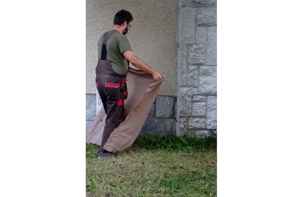 FOTO: Pracovníci Správy TANAP-u záchranili zranenú hluchánicu, foto 1