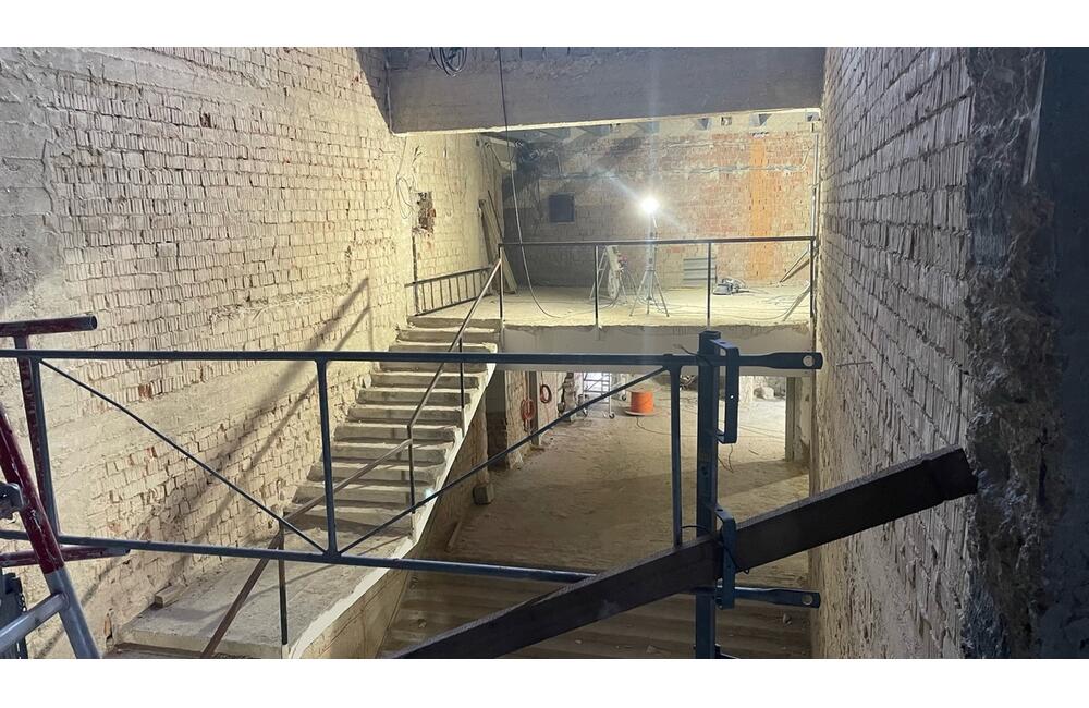 FOTO: Rekonštrukcia Múzea moderného umenia Andyho Warhola v Medzilaborciach, foto 4