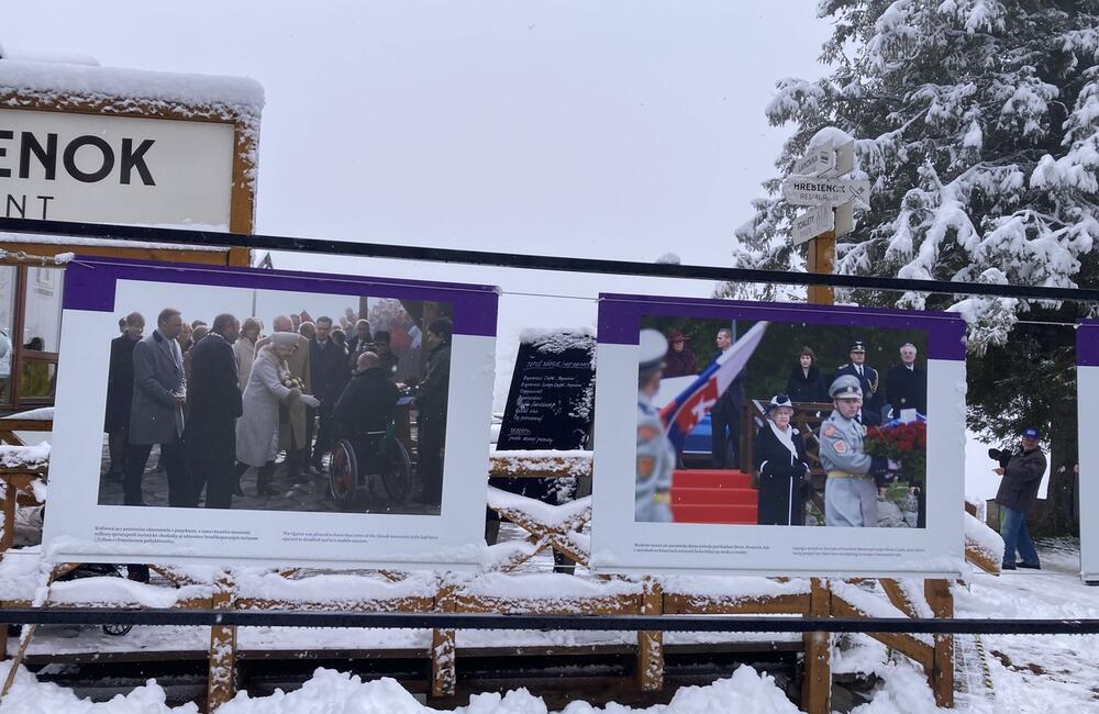 FOTO: Tatranský ľadový dóm na Hrebienku je otvorený. Interiér zdobí Westminsterské opátstvo, foto 18