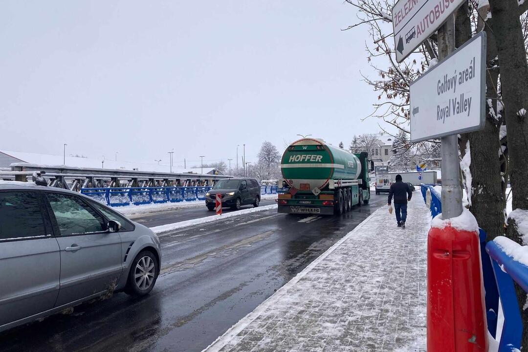 FOTO: V Kežmarku otvorili zrekonštruovaný most, foto 2