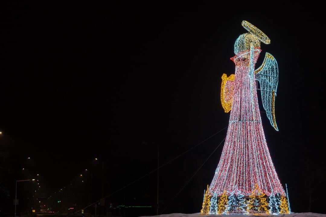 FOTO: Vianočná výzdoba v Poprade teší detí i dospelých, foto 8