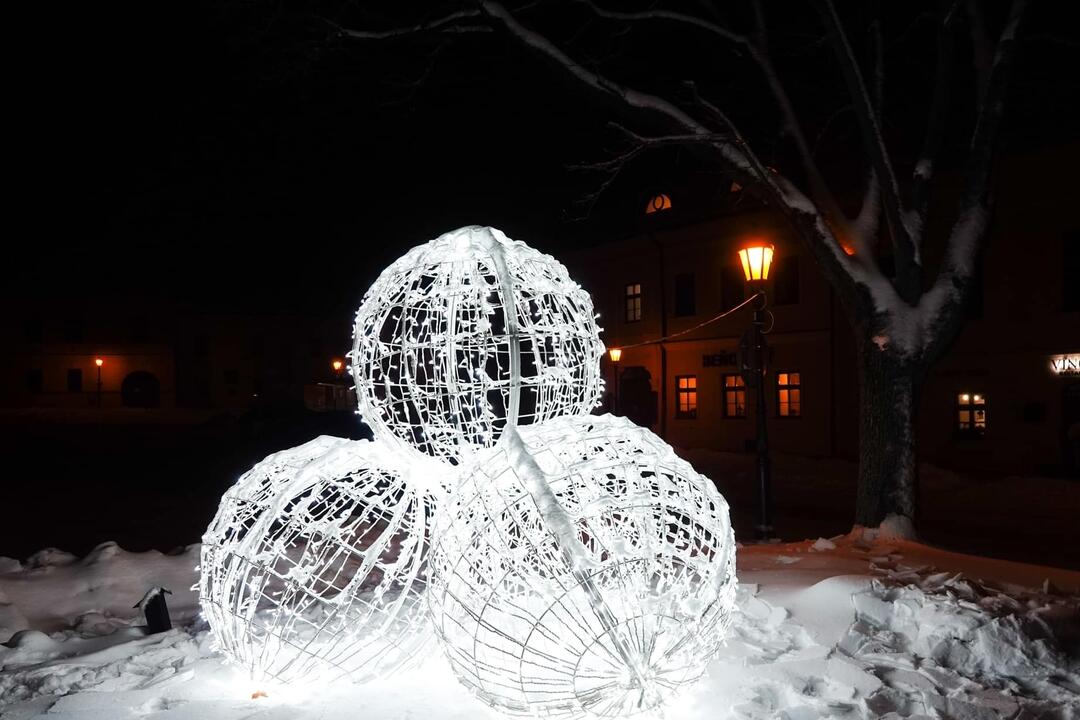 FOTO: Vianočná výzdoba v Poprade teší detí i dospelých, foto 10
