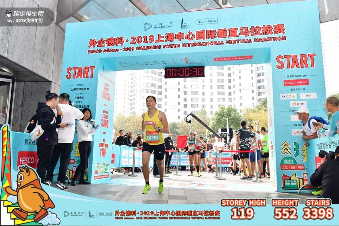 FOTO: Kamila Chomaničová sa venuje behu do schodov, foto 3